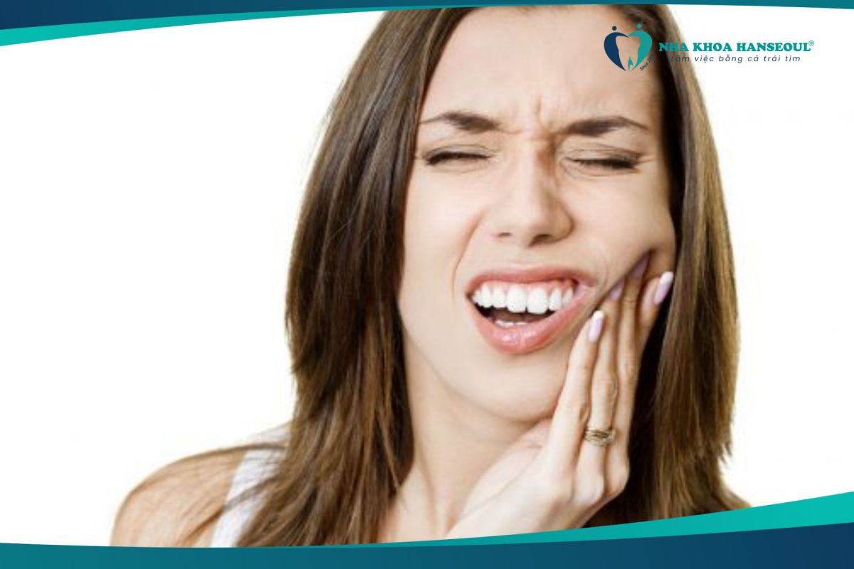 Răng trở nên nhạy cảm khi bị sâu răng