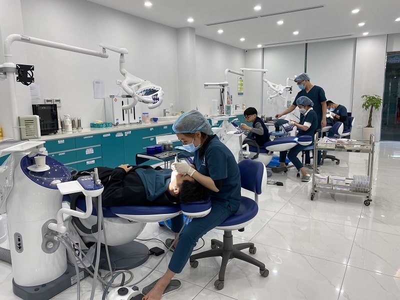 Nhổ răng số 8 tại Hanseoul Nhổ răng số 8 tại Hanseoul