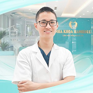 Bác sĩ Trần Văn Phú