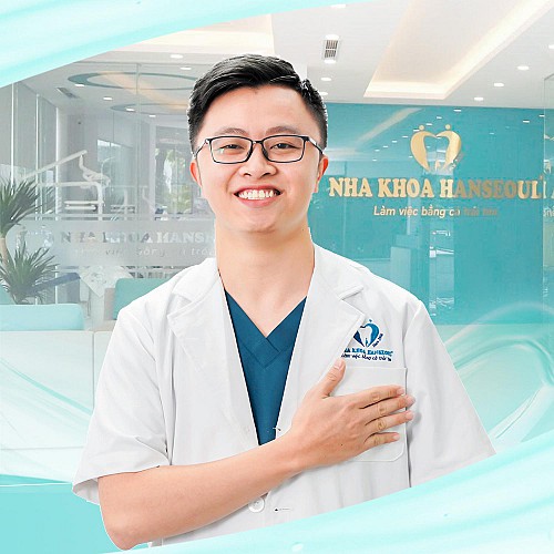 Bác sĩ Phạm Văn Công Cầm