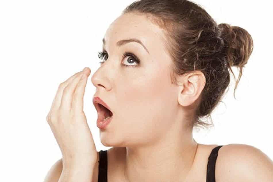 Hơi thở có mùi Hơi thở có mùi