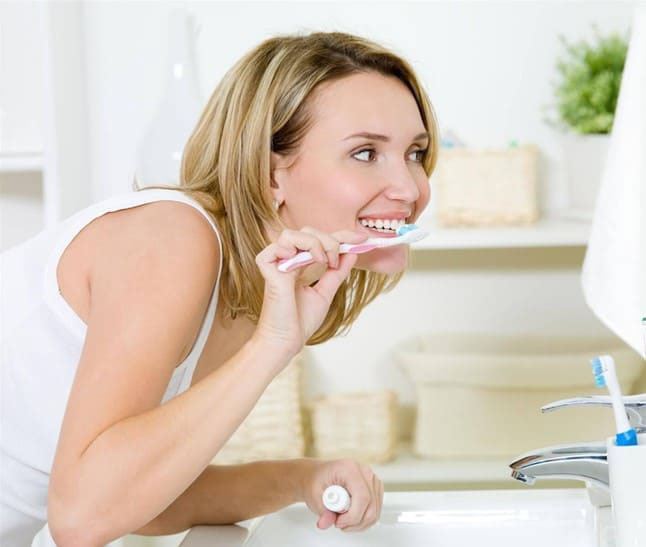 Vệ sinh răng miệng Vệ sinh răng miệng